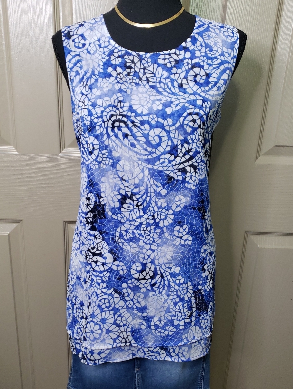 NWT Fever Blue Mosaic Glass Sleeveless Tunic Top Size Small